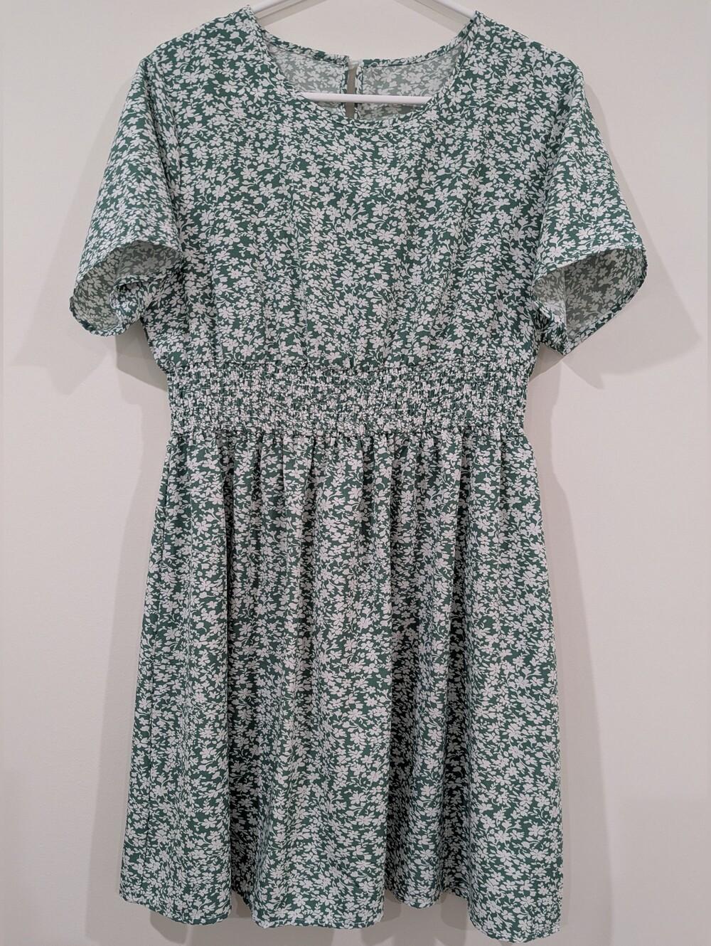 Green Floral Short-Sleeve Smocked Waist Dress